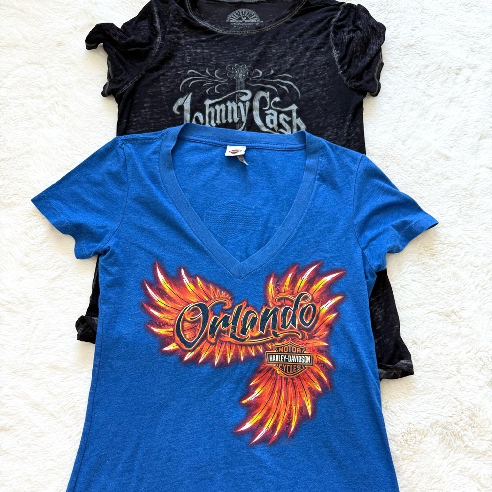 Bundle of women tshirts size XS/S